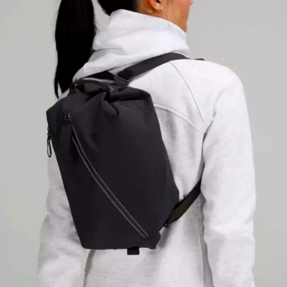 Stylish Black Backpack for Men - Picture 1 of 3